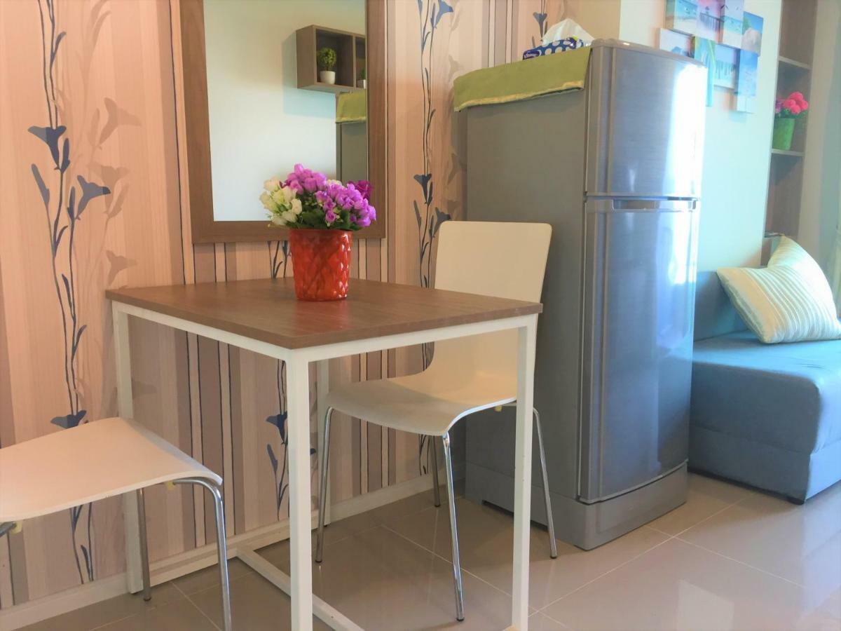 Cosy Lumpini Beachfront One Bedroom Jomtein Pantai Jomtien Bagian luar foto
